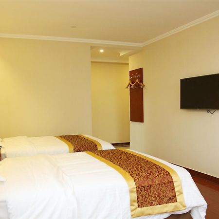 Greentree Inn Zhejiang Taizhou Tiantai Bus Station Express Hotel Exteriör bild