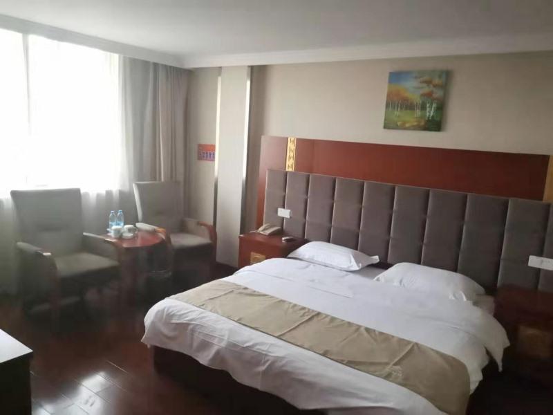 Greentree Inn Zhejiang Taizhou Tiantai Bus Station Express Hotel Exteriör bild