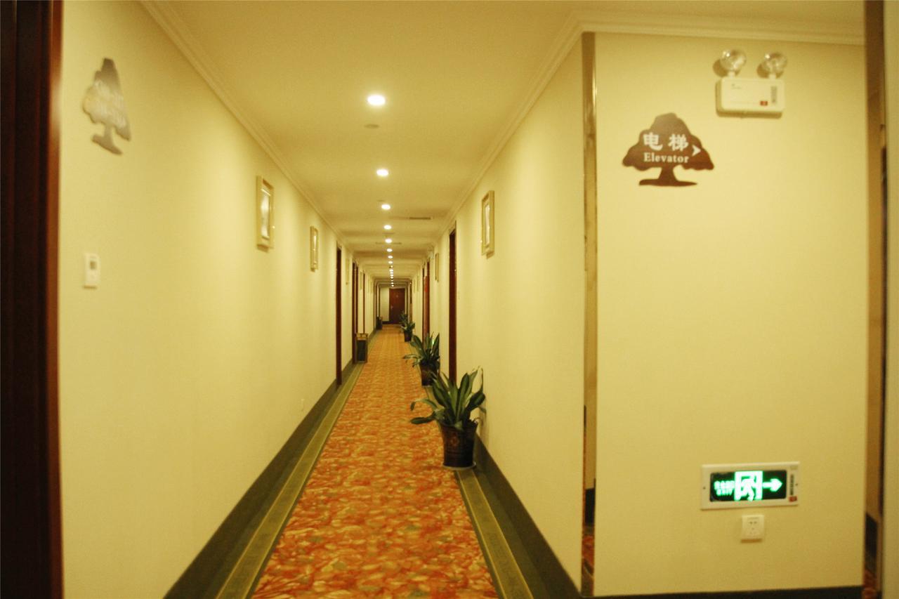 Greentree Inn Zhejiang Taizhou Tiantai Bus Station Express Hotel Exteriör bild