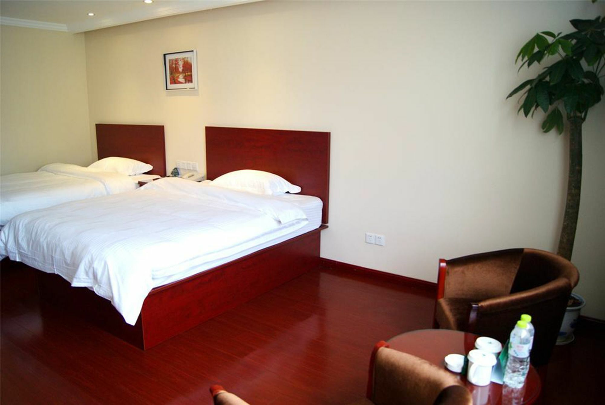 Greentree Inn Zhejiang Taizhou Tiantai Bus Station Express Hotel Exteriör bild